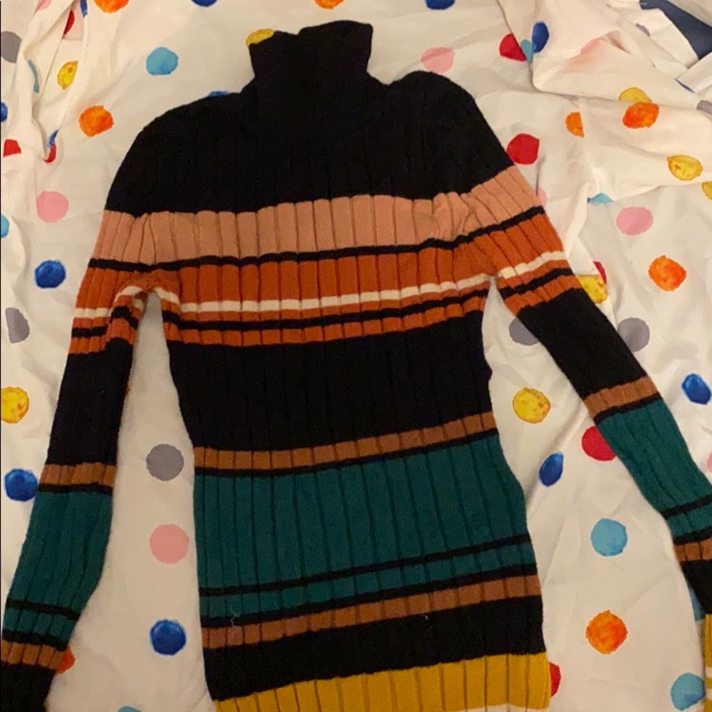 Super cute turtle neck (super stretchy)!!!!
